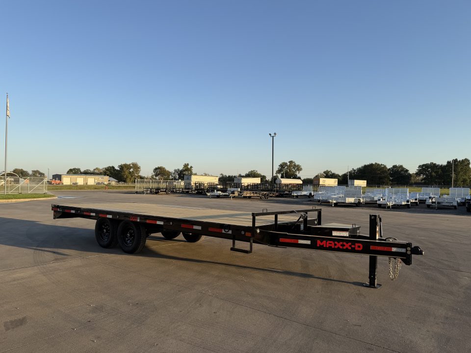 New 2027 MAXX-D 102 X 20 DOX Deckover Trailer