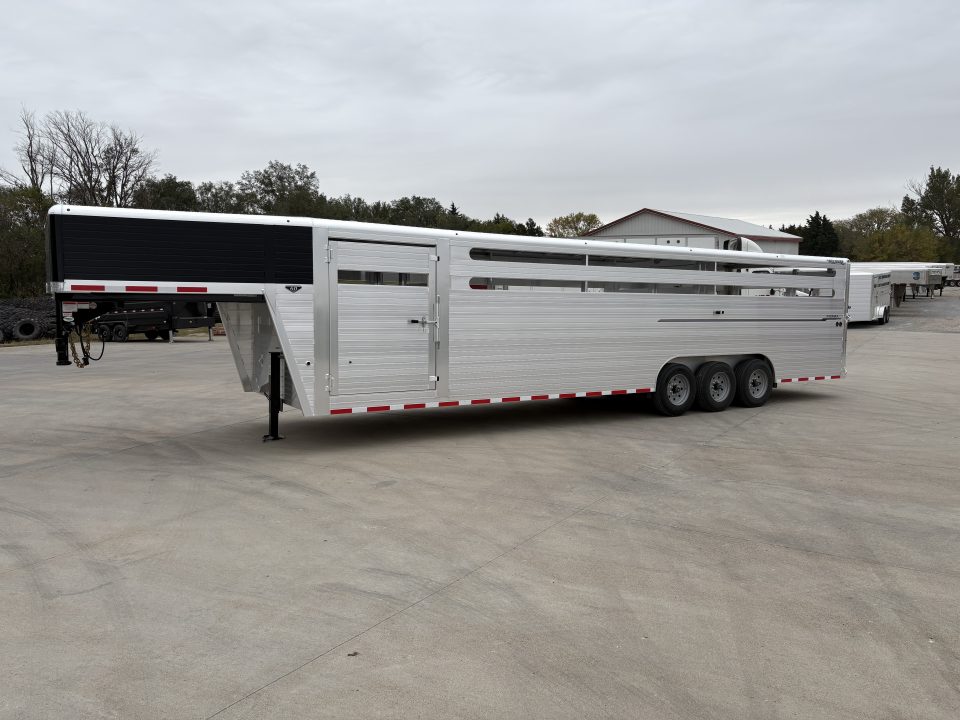New 2027 Hillsboro Endura 8 x 32ft Livestock Trailer Triple 8k axles