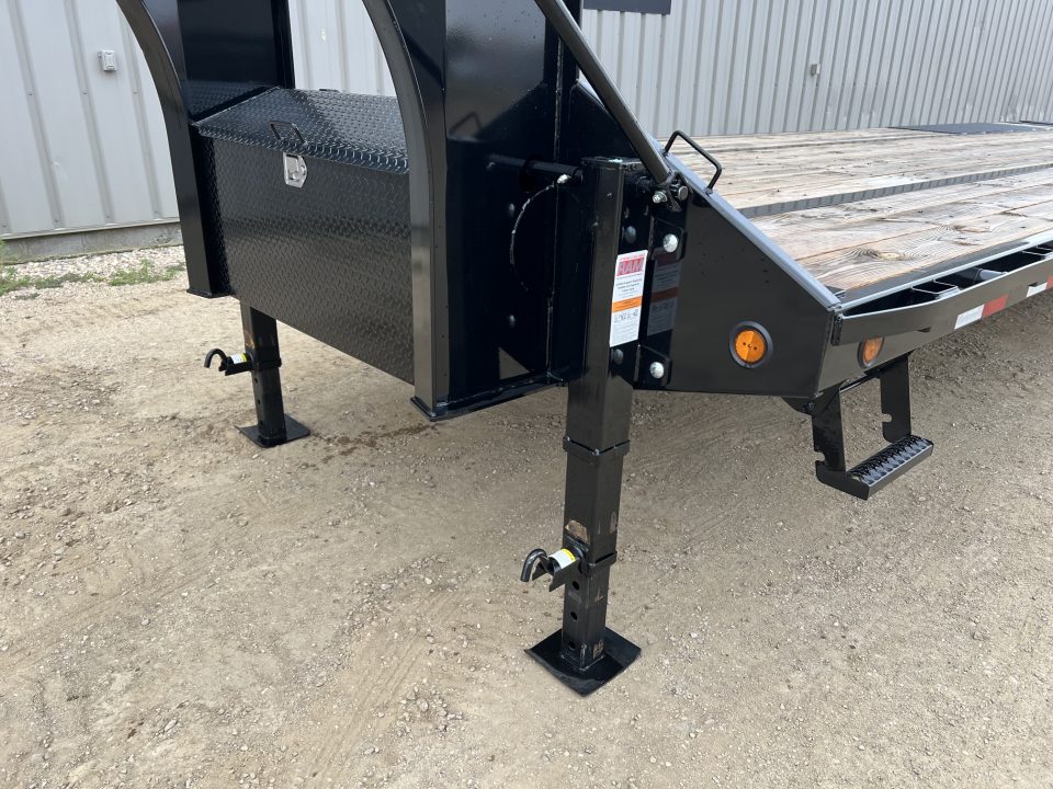 New 2027 PJ Trailers 32 Tandem Dual Gooseneck Flatbed Trailer