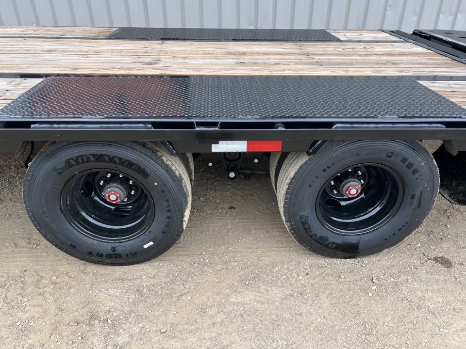 New 2027 PJ Trailers 32 Tandem Dual Gooseneck Flatbed Trailer