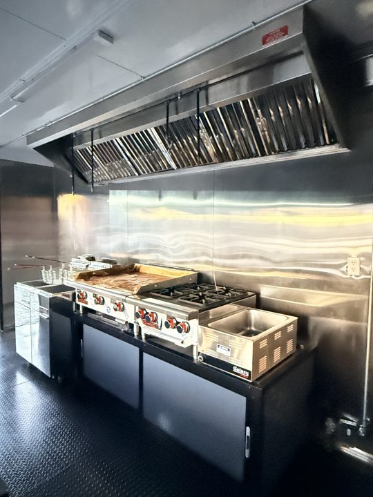 New 2026 Other 8.5X18 TA CONCESSION TRAILER FULLY EQUIPPED BLACKOUT (FIRE SUPPRESSION) (4 BURNER STOVE) (2 FRYERS) Concession