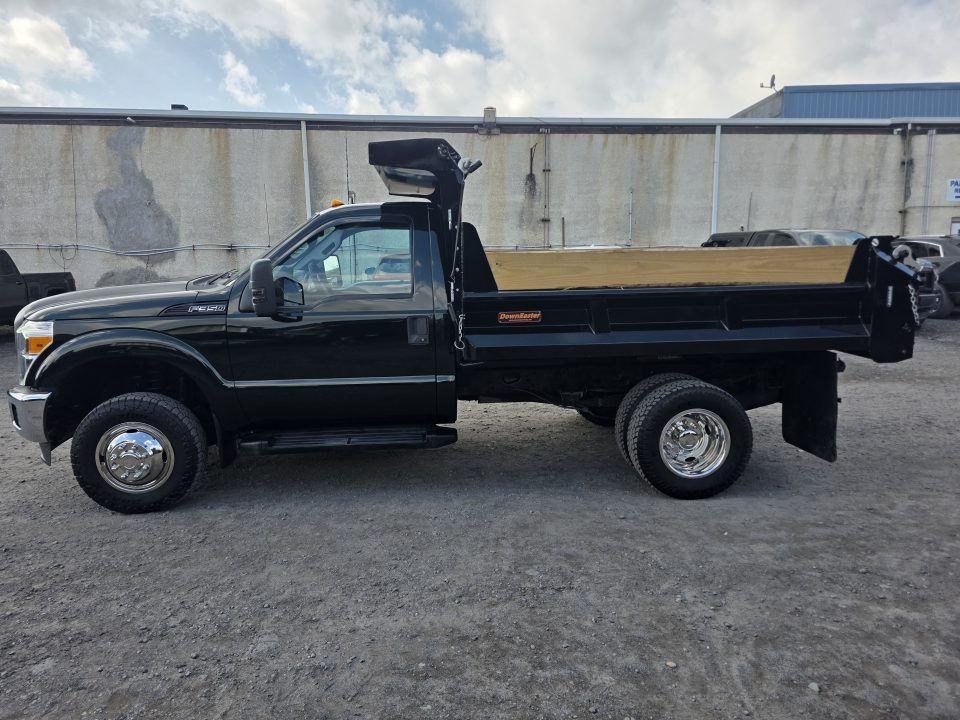 Used 2016 Ford F350 Dump Truck