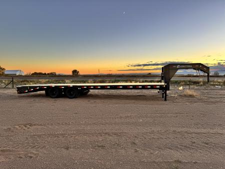 New 2026 Load Trail 102"x32' LOW PRO Gooseneck Deckover (24K)