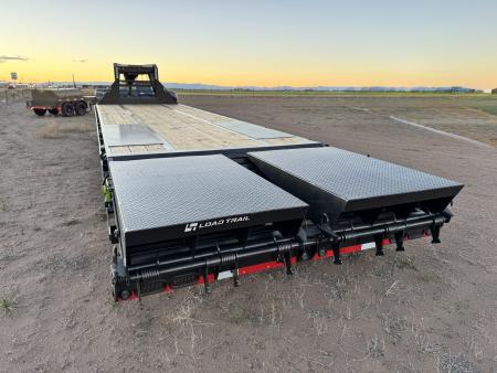New 2026 Load Trail 102"x32' LOW PRO Gooseneck Deckover (24K)