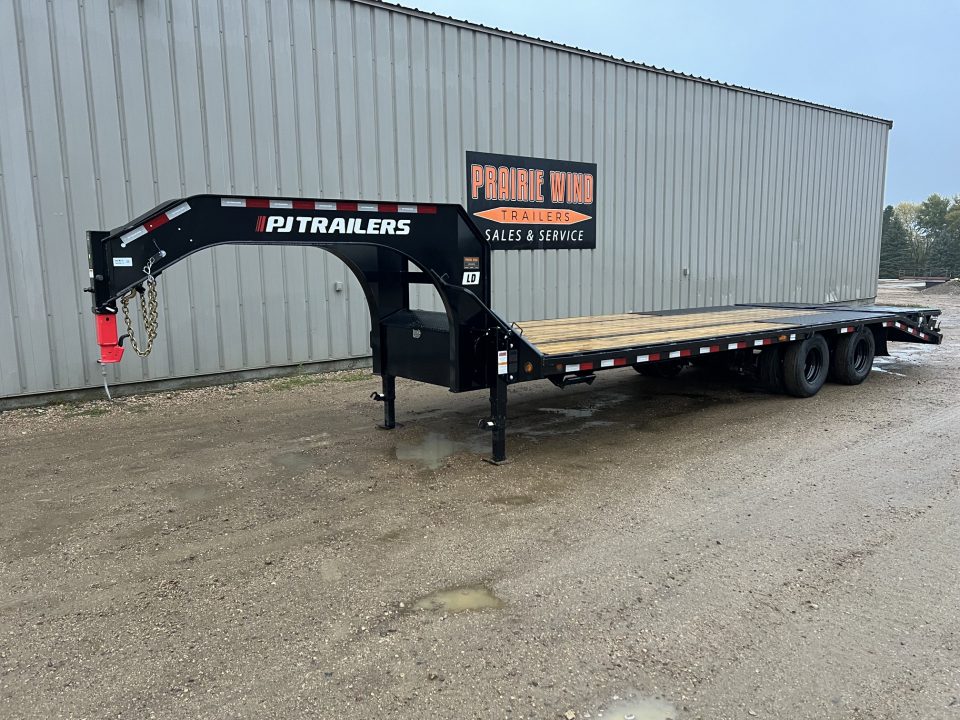 New 2027 PJ Trailers 26 Gooseneck LD Tandem Dual Flatbed Trailer