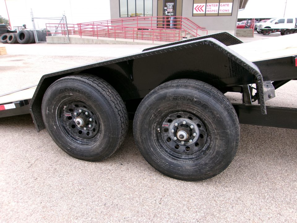 New 2027 Load Trail 83x20 Split Tilt 14k