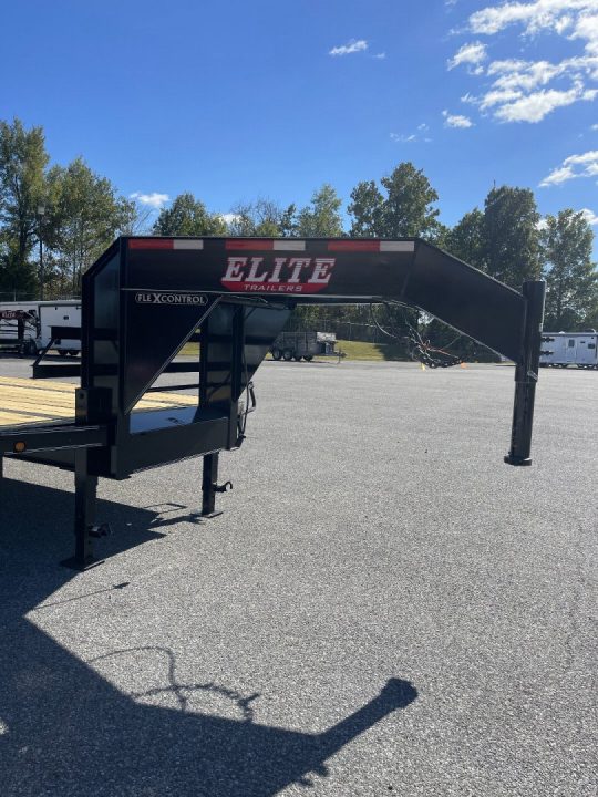 2027 Elite Trailers photo 3