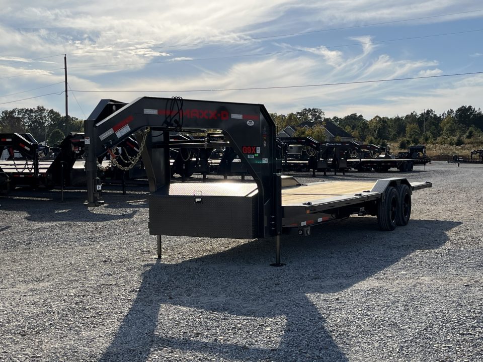 New 2027 MAXXD 102" X 24' 21K Gooseneck Tilt Equipment Trailer ALL NEW