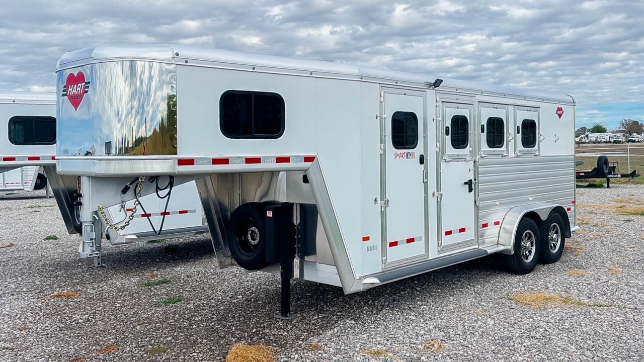 New 2027 Hart Trailer R3HG RESOLUTION BLACK SMART TACK II+ Horse Trailer