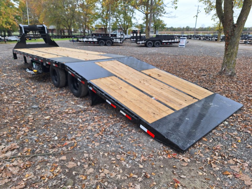 New 2027 Load Trail 102x32 Low Pro Deck Over Gooseneck Trailer W/12' Hyd Dove Tail