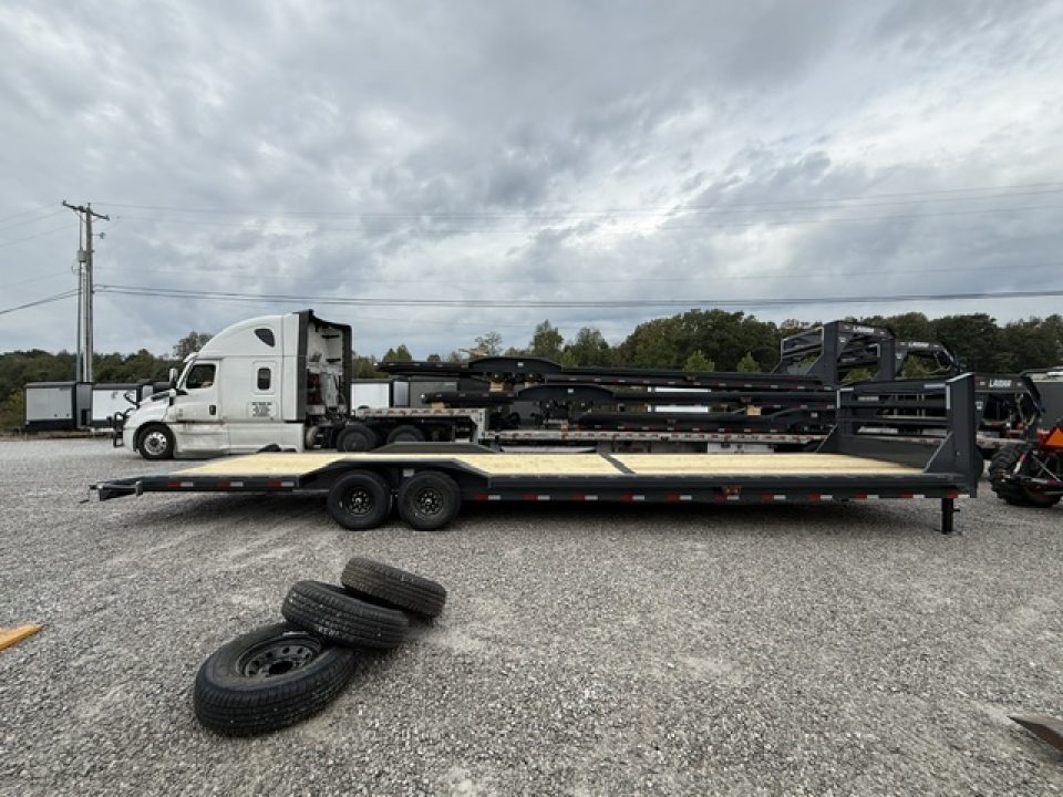 New Lamar Gooseneck Car Hauler 102x36 14K W/ Winch Plate