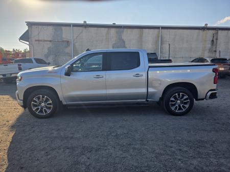 Used 2019 Chevrolet SILVERADO CREW CAB RST Truck