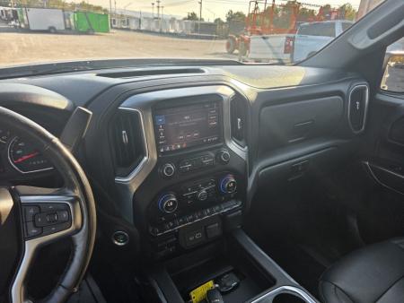 Used 2019 Chevrolet SILVERADO CREW CAB RST Truck