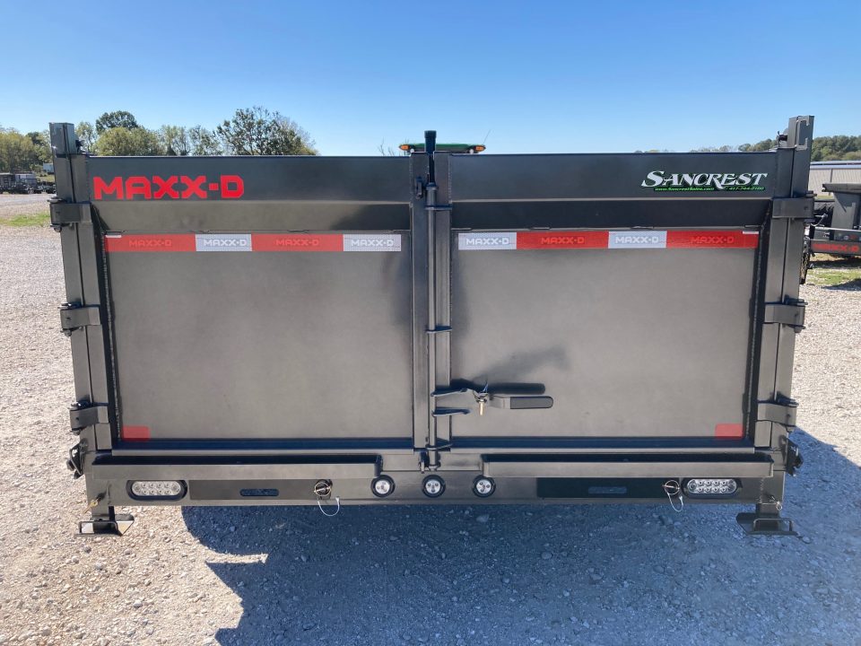 New 2027 MAXX-D 83X16 TANDEM 17.5K TELESCOPIC DUMP W/ 3' SIDES, 7GA FLOOR, SLIDE IN RAMPS & WIRELESS REMOTE Dump Trailer