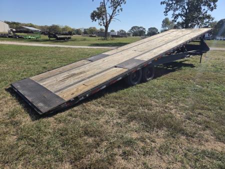New 2023 MAXX-D 102X34 TANDEM DECKOVER POWER TILT W/8K AXLES HYDROJACKS & TUFF WIRELESS