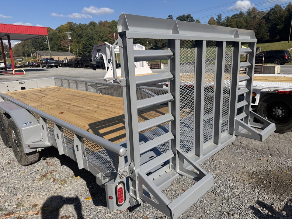 New 2027 Diamond C TUT206 Utility Trailer VENTURE 6’11”X22’ TRACTOR GATE MESH SIDES