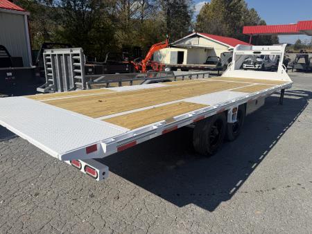 New 2027 Diamond C DET210 GOOSENECK POWER TILT TRAILER HYDRO JACKS ,SOLAR CHARGER,WIRELESS REMOTE