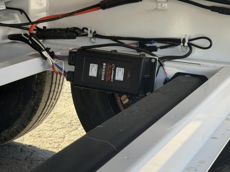 New 2027 Diamond C DET210 GOOSENECK POWER TILT TRAILER HYDRO JACKS ,SOLAR CHARGER,WIRELESS REMOTE