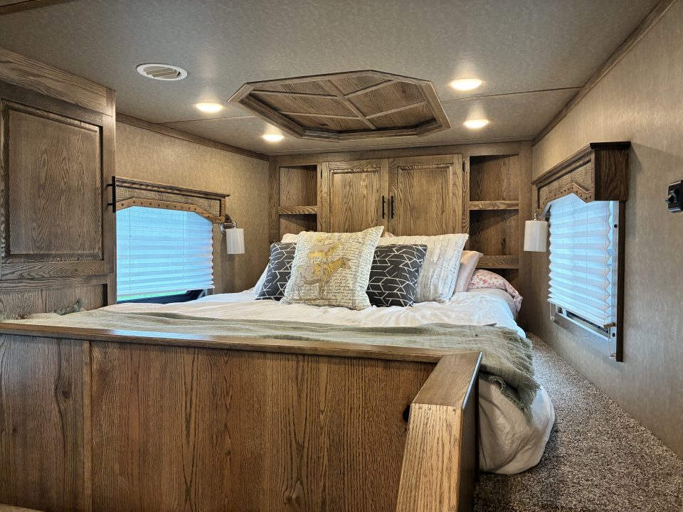 New 2027 Lakota Infinity 81613SR Cargo / Enclosed Trailer / Toy Hauler