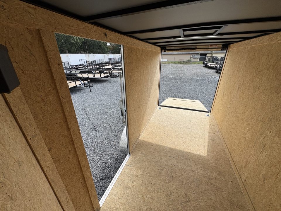 2027 Covered Wagon photo 8