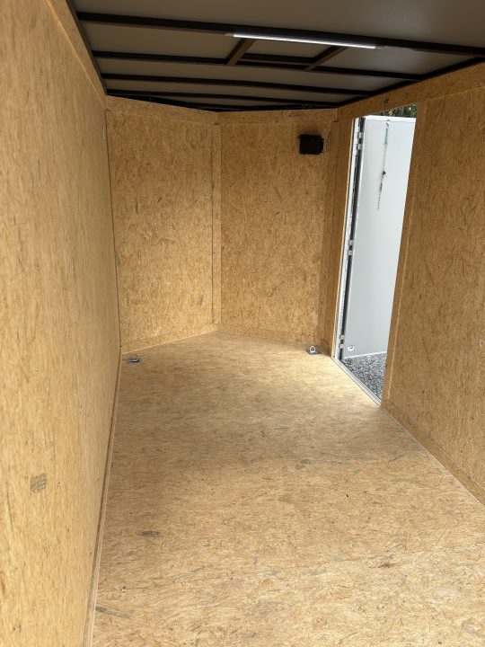 2027 Covered Wagon photo 7