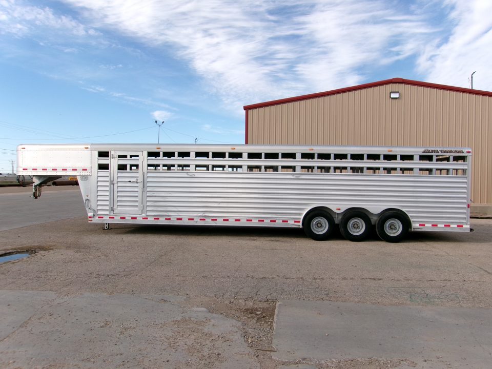 Used 2015 Elite 8x32 Stock with WERM Floor
