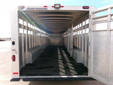Used 2015 Elite 8x32 Stock with WERM Floor