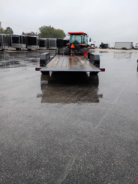 New 2027 PJ Trailers T6202
