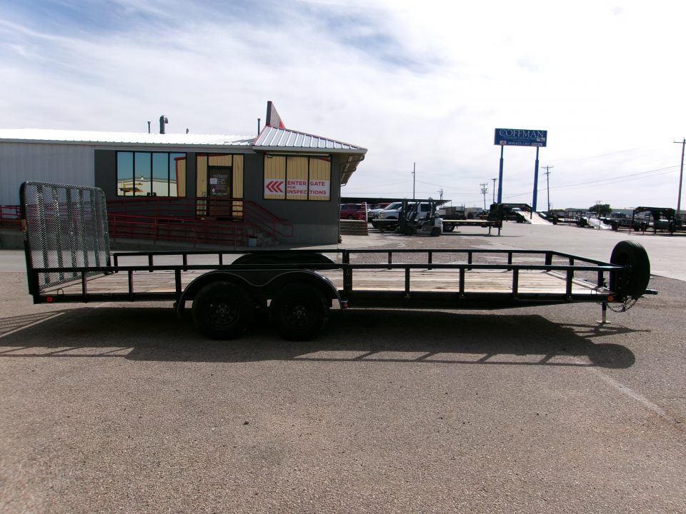 Used 2023 Load Trail 83x22 Tandem Utility w/ 4' gate 7k