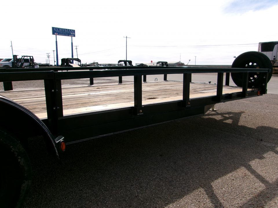 Used 2023 Load Trail 83x22 Tandem Utility w/ 4' gate 7k
