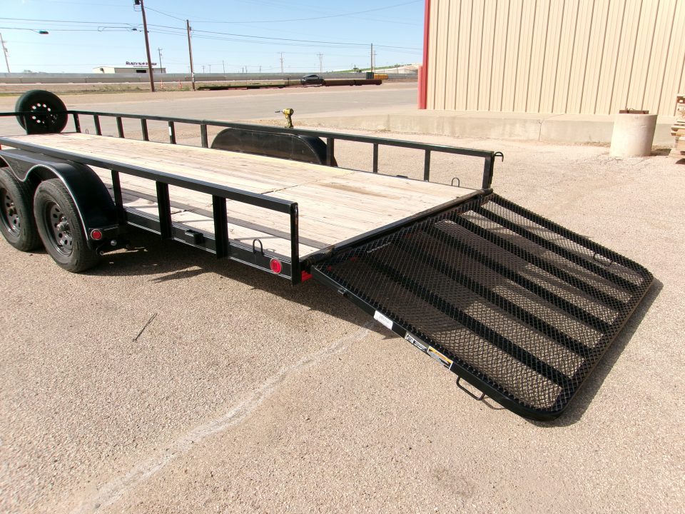 Used 2023 Load Trail 83x22 Tandem Utility w/ 4' gate 7k