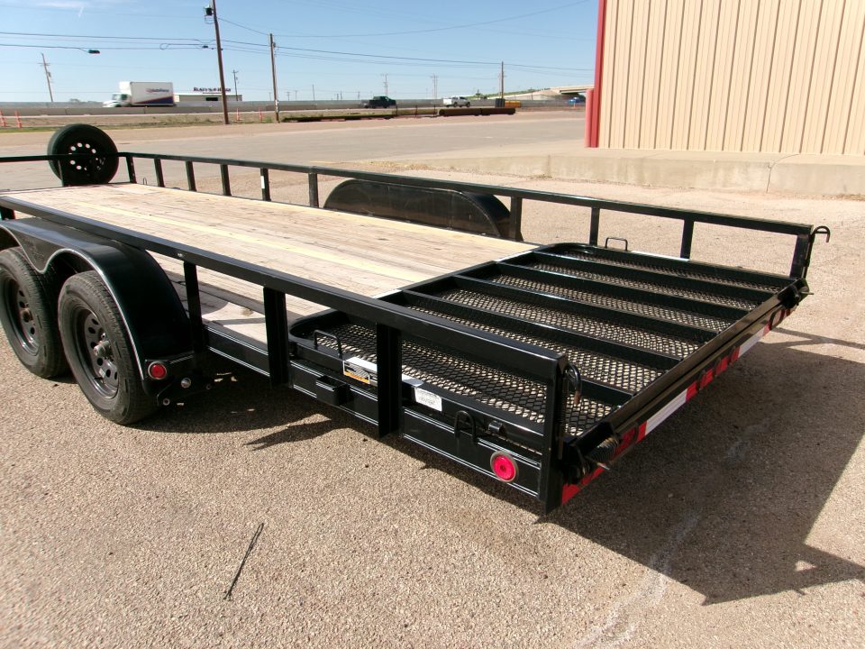 Used 2023 Load Trail 83x22 Tandem Utility w/ 4' gate 7k