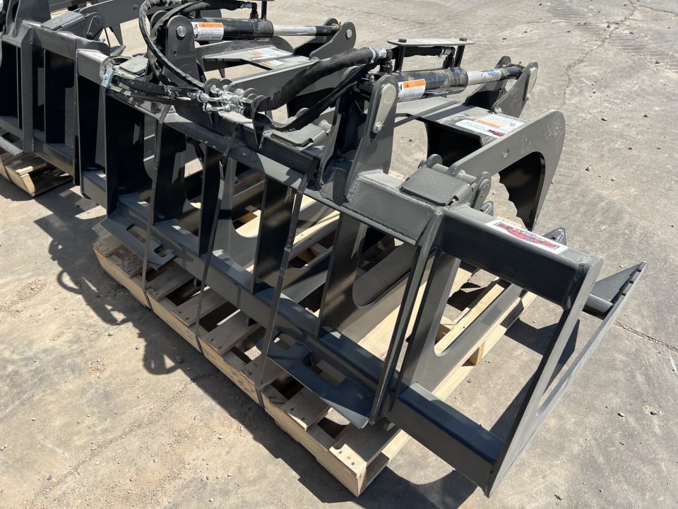 New 2026 Stout 66 Brush Grapple Bucket Attachment
