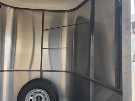 New 2027 Maverick 3HS-9.9K 7'6" Tall Horse Trailer
