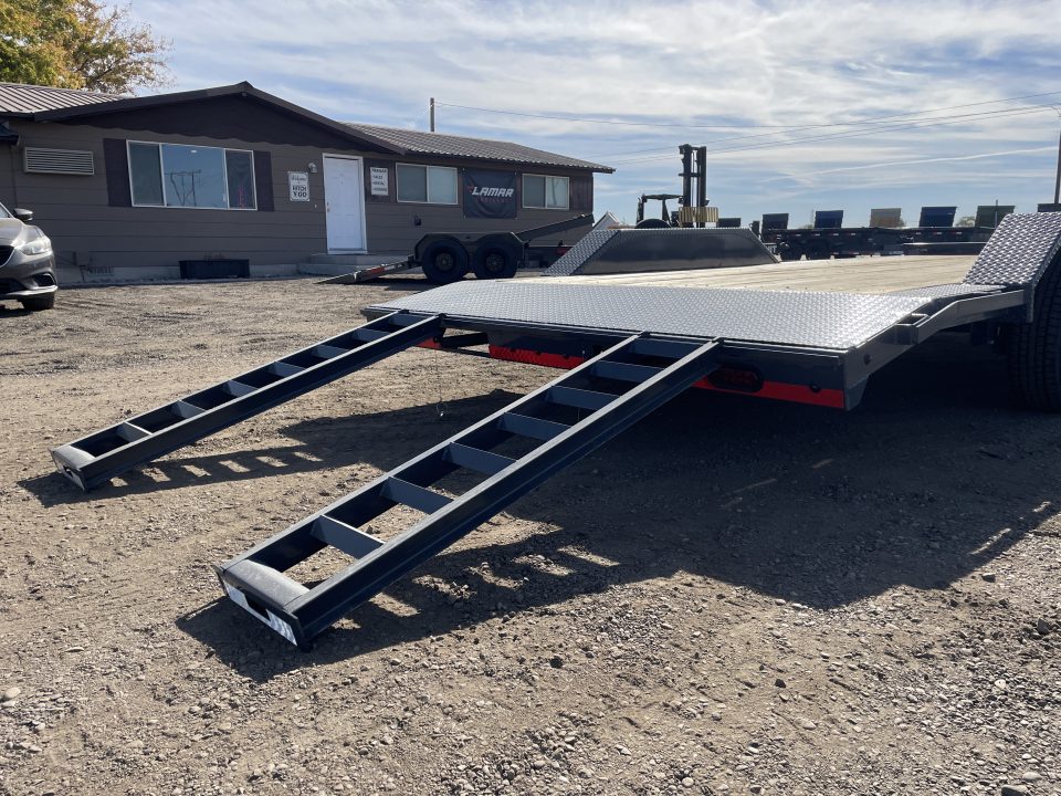 New 2027 Lamar 8.5x20 10k Car Hauler Trailer