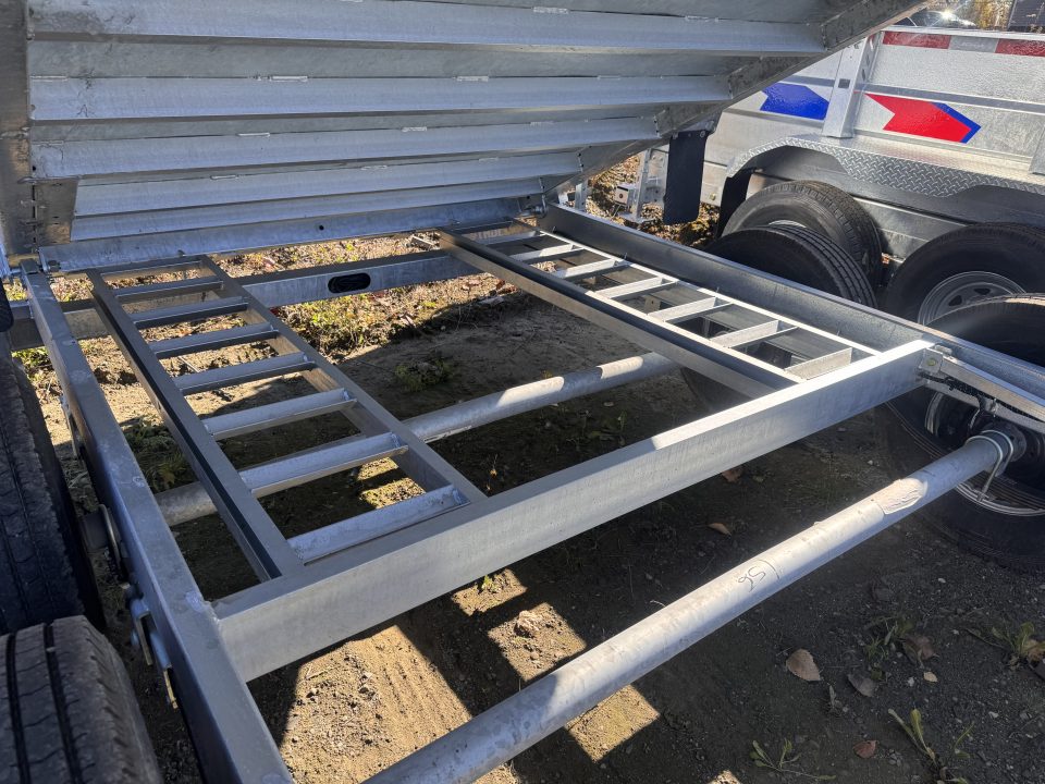 New 2027 K-Trail 82"X16 14K Galvanized Dump Trailer w/ HYDRO JACK ,Ramps, Tarp and Spare Tire & Mesh Sides Dump Trailer