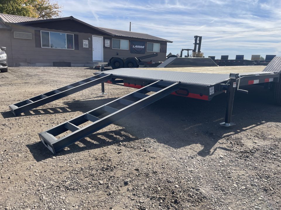 New 2027 Lamar 8.5x24 10k Car Hauler