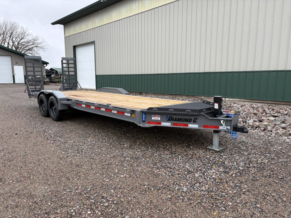 2027 Diamond C LPX208