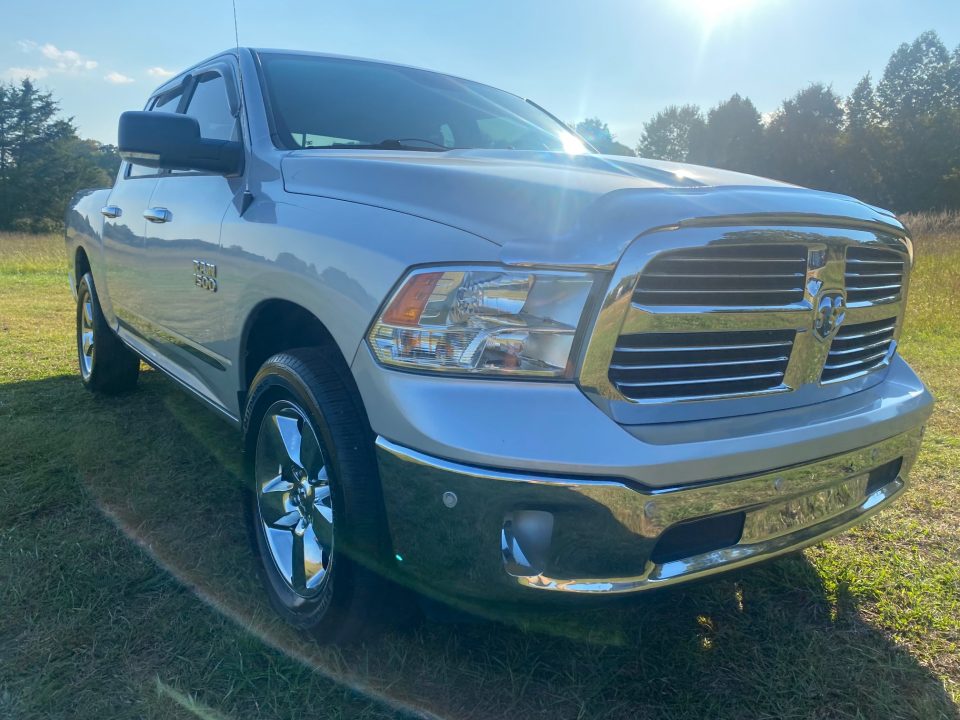 Used 2015 RAM 1500 4wd Truck