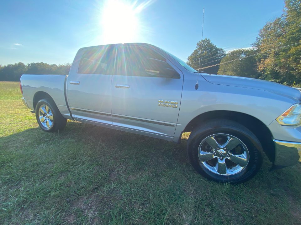Used 2015 RAM 1500 4wd Truck