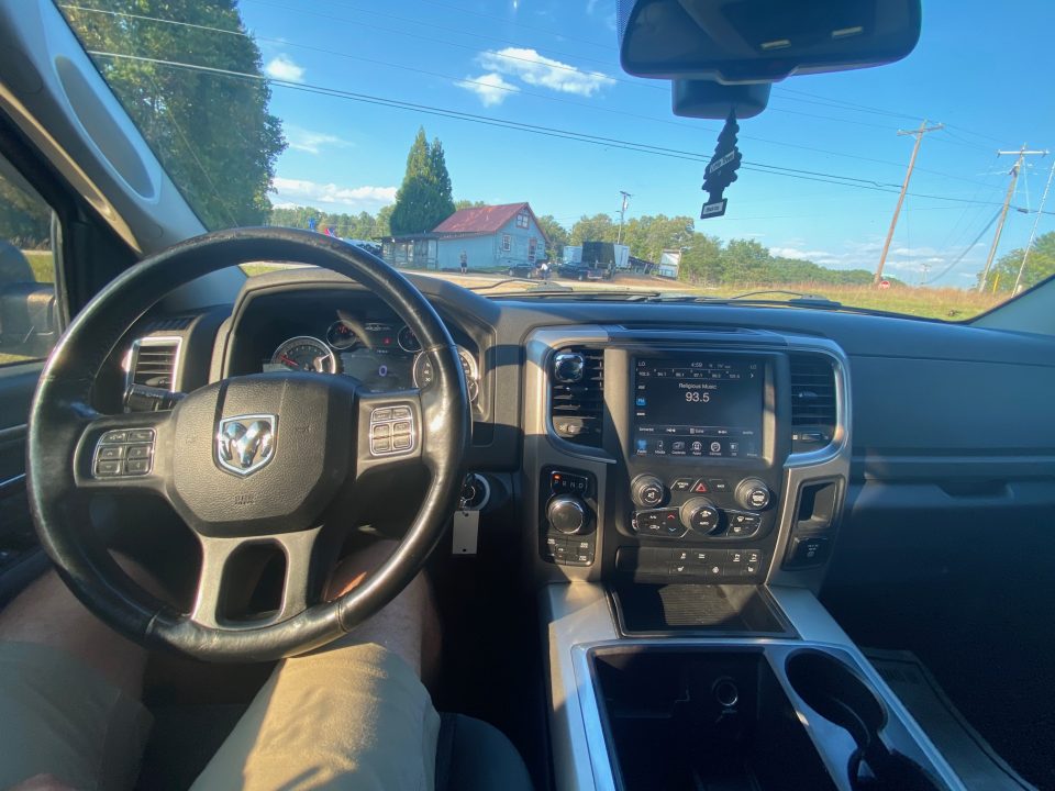 Used 2015 RAM 1500 4wd Truck