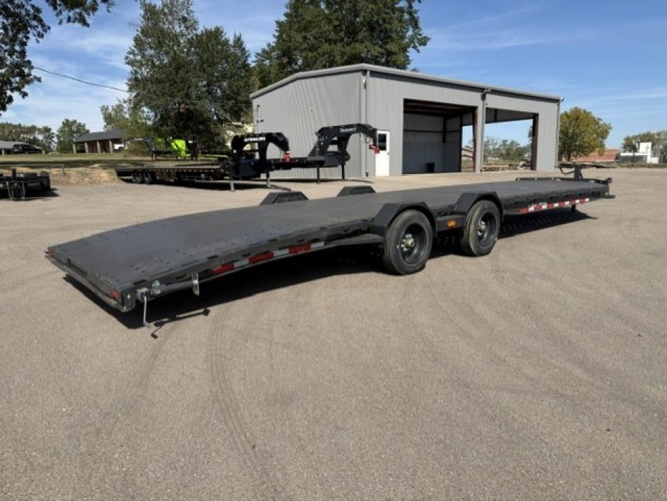 Used 2023 Diamond C Trailers MVC207 Car Hauler