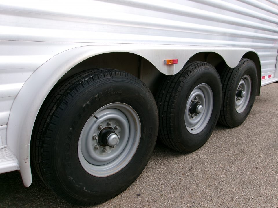Used 2015 Elite 7x32 Stock Trailer w/ WERM Floor
