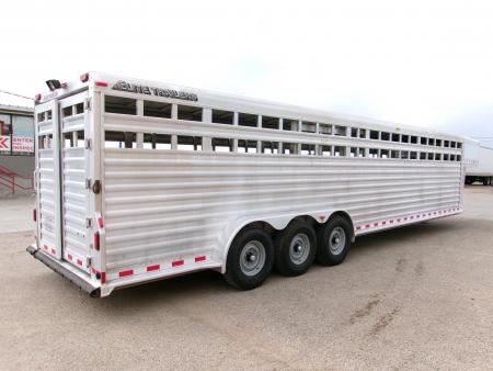 Used 2015 Elite 7x32 Stock Trailer w/ WERM Floor