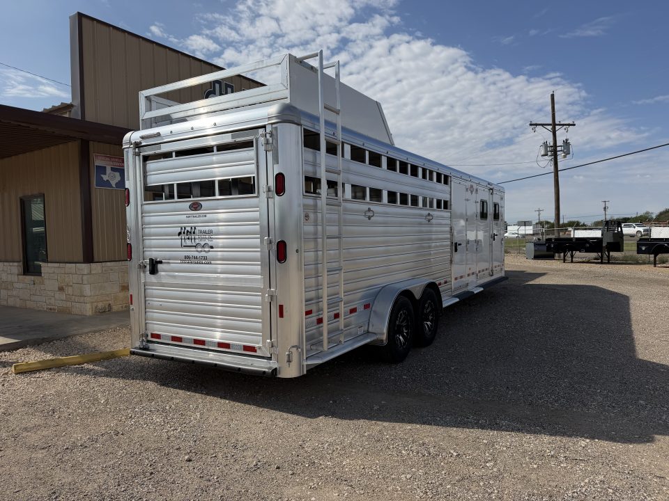 New 2027 Hart Trailer LARIAT 24' Horse Trailer