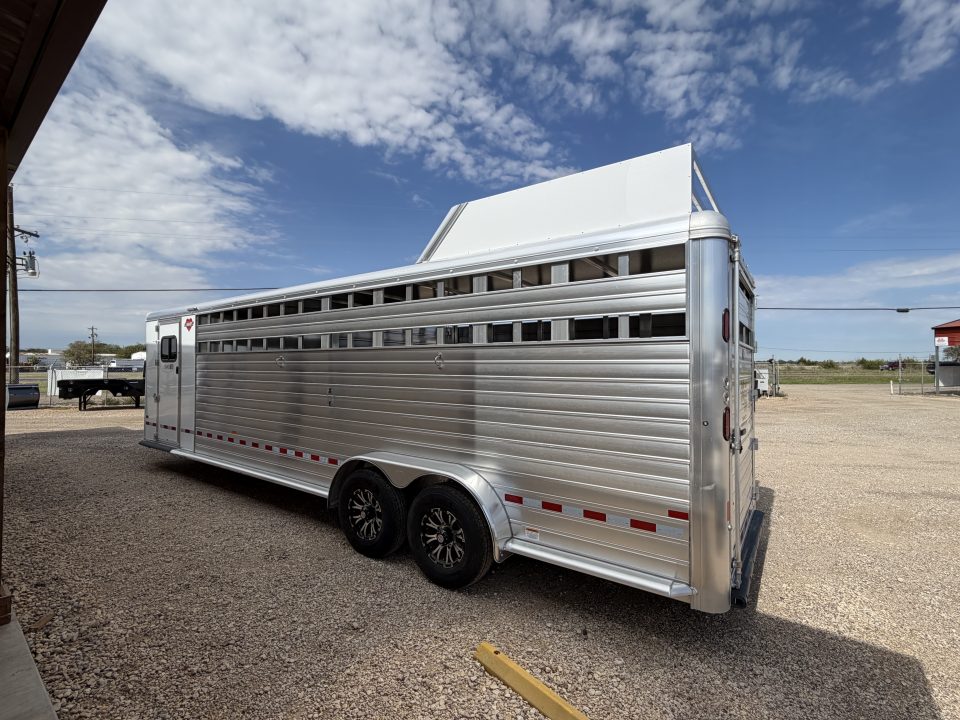New 2027 Hart Trailer LARIAT 24' Horse Trailer