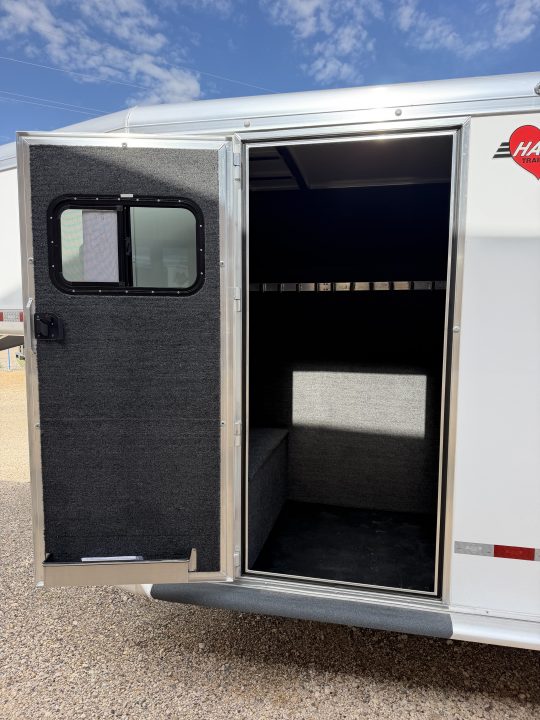 New 2027 Hart Trailer LARIAT 24' Horse Trailer