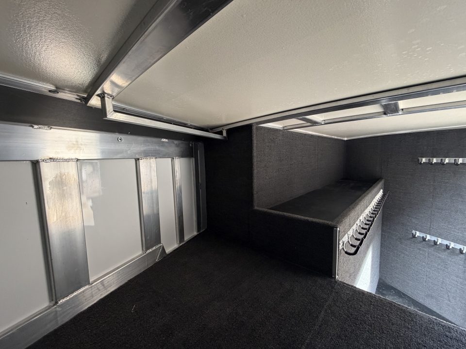 New 2027 Hart Trailer LARIAT 24' Horse Trailer