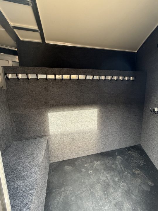 New 2027 Hart Trailer LARIAT 24' Horse Trailer