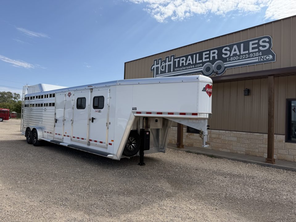 New 2027 Hart Trailer LARIAT 24' Horse Trailer